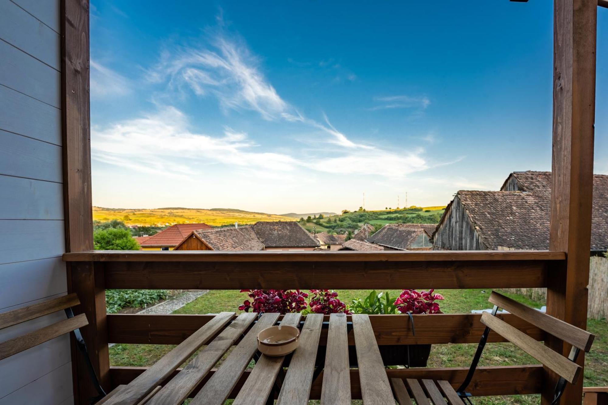 Flori Haus Saschiz Hotell Exteriör bild