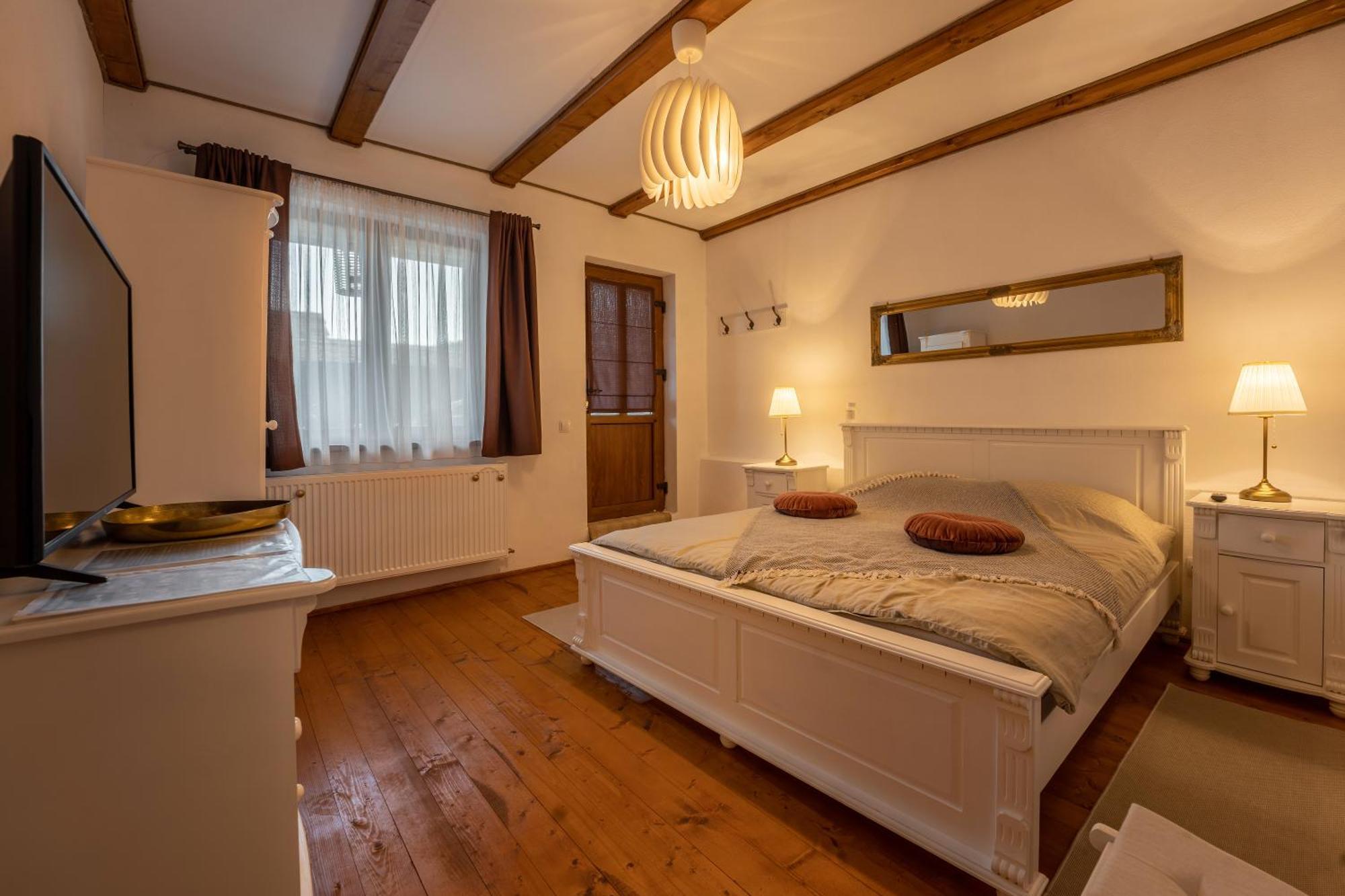 Flori Haus Saschiz Hotell Exteriör bild