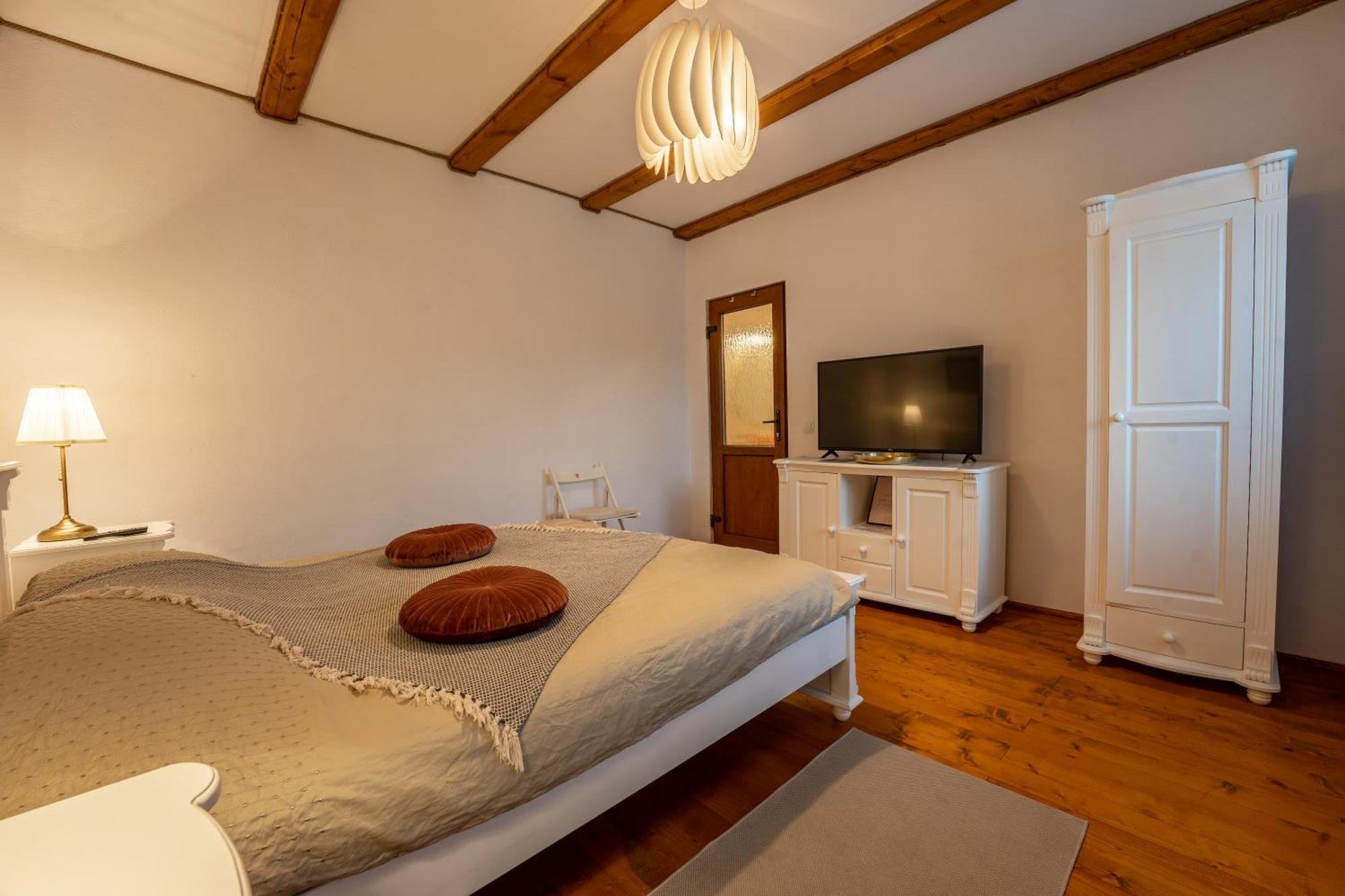 Flori Haus Saschiz Hotell Exteriör bild